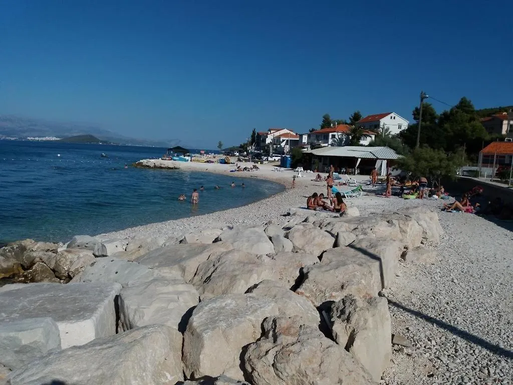 Apartment In Arbanija With Sea View, Terrace, Air Conditioning, Wifi 5138-2 Traù Croazia